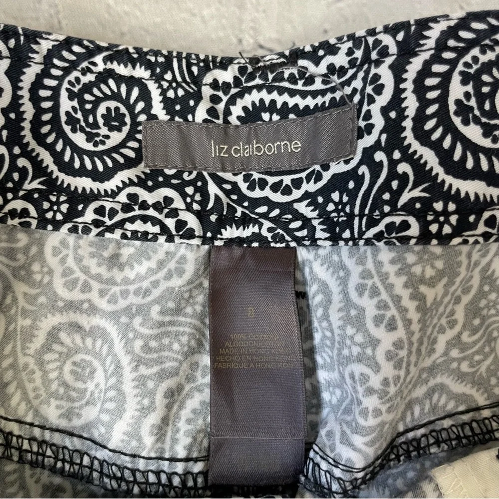 Liz Claiborne Dark Blue & White Paisley Print Bermuda Shorts - Picture 4 of 4